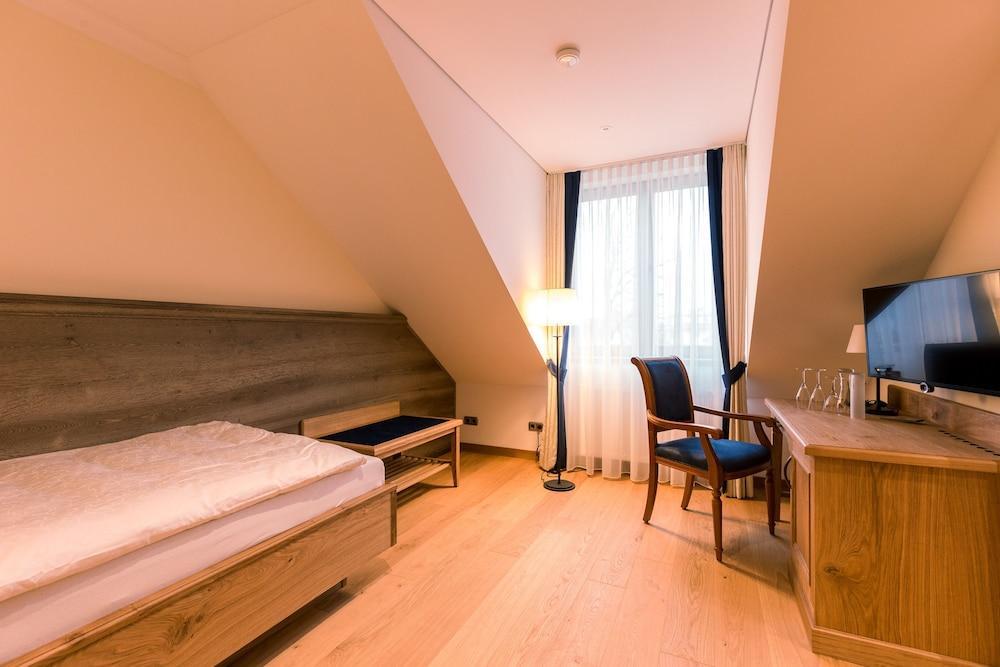 Hotel & Gaststaette Zum Erdinger Weissbraeu ميونيخ المظهر الخارجي الصورة