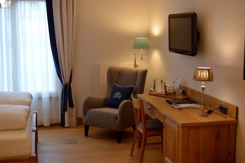 Hotel & Gaststaette Zum Erdinger Weissbraeu ميونيخ المظهر الخارجي الصورة
