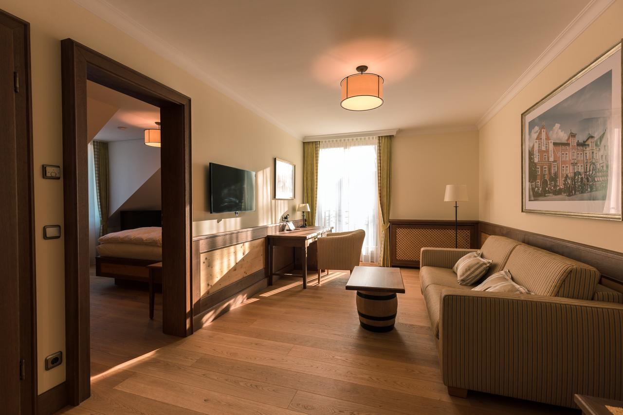 Hotel & Gaststaette Zum Erdinger Weissbraeu ميونيخ المظهر الخارجي الصورة