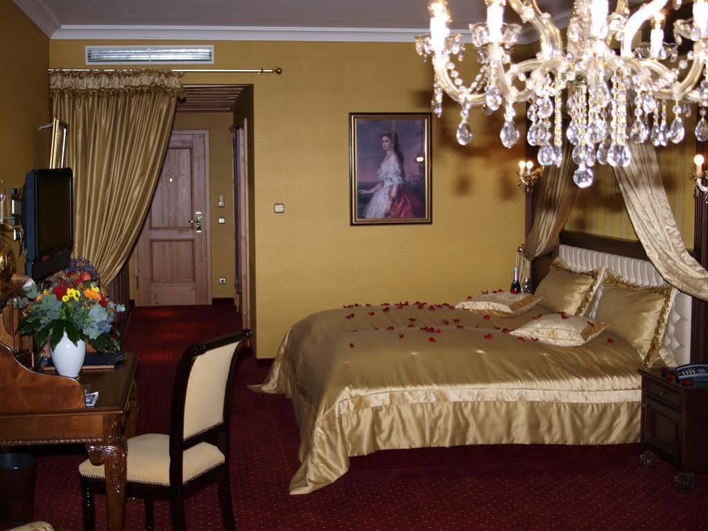 Hotel & Gaststaette Zum Erdinger Weissbraeu ميونيخ المظهر الخارجي الصورة