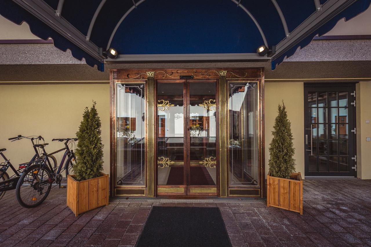 Hotel & Gaststaette Zum Erdinger Weissbraeu ميونيخ المظهر الخارجي الصورة