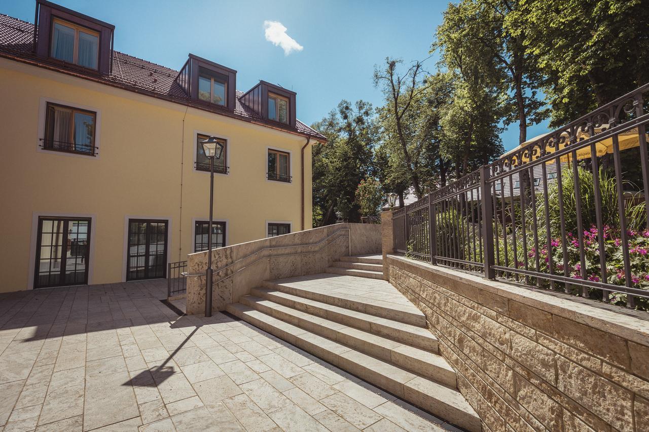 Hotel & Gaststaette Zum Erdinger Weissbraeu ميونيخ المظهر الخارجي الصورة